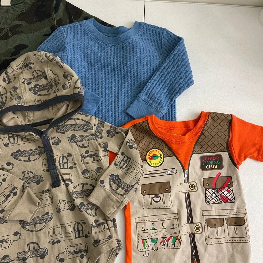 EUC Baby boy’s clothing bundle pajamas long sleeve casual 12 months 12-18 months